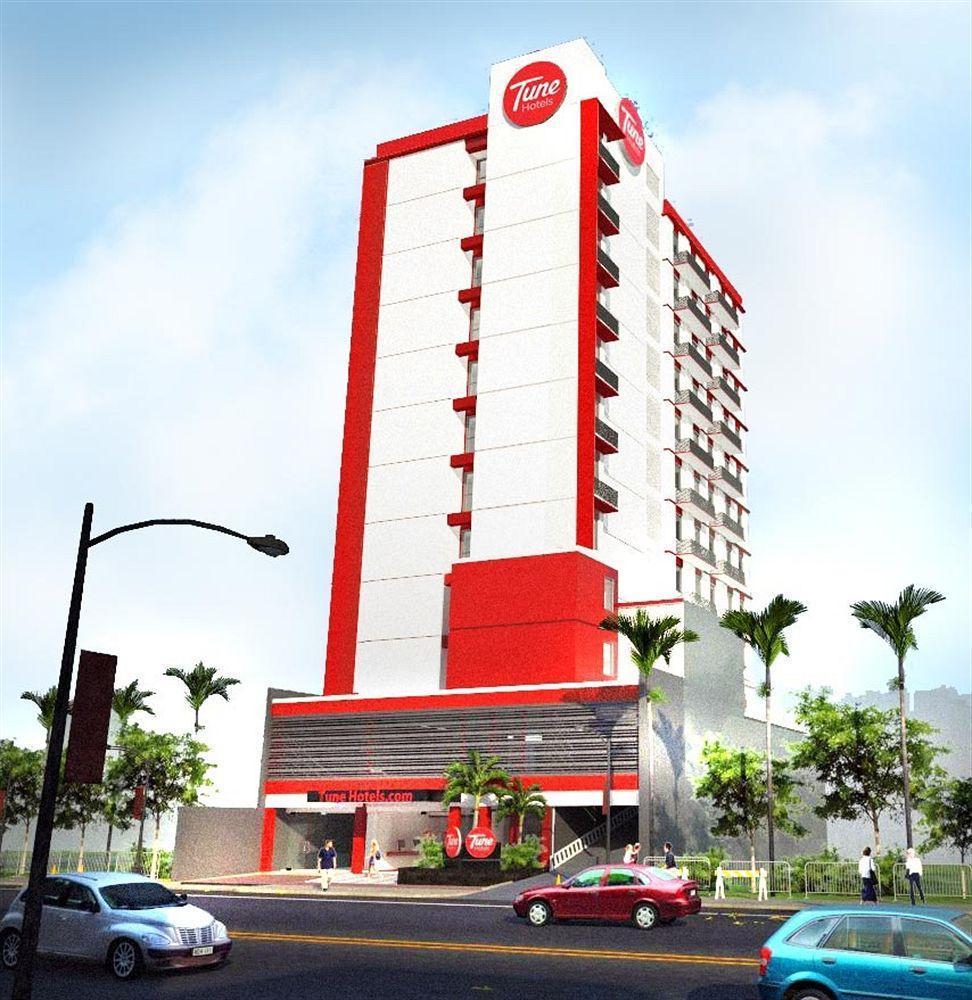 Red Planet Quezon Timog 3* Quezon City