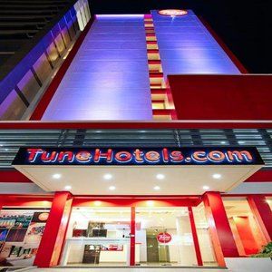 Red Planet Quezon Timog 3* Quezon City