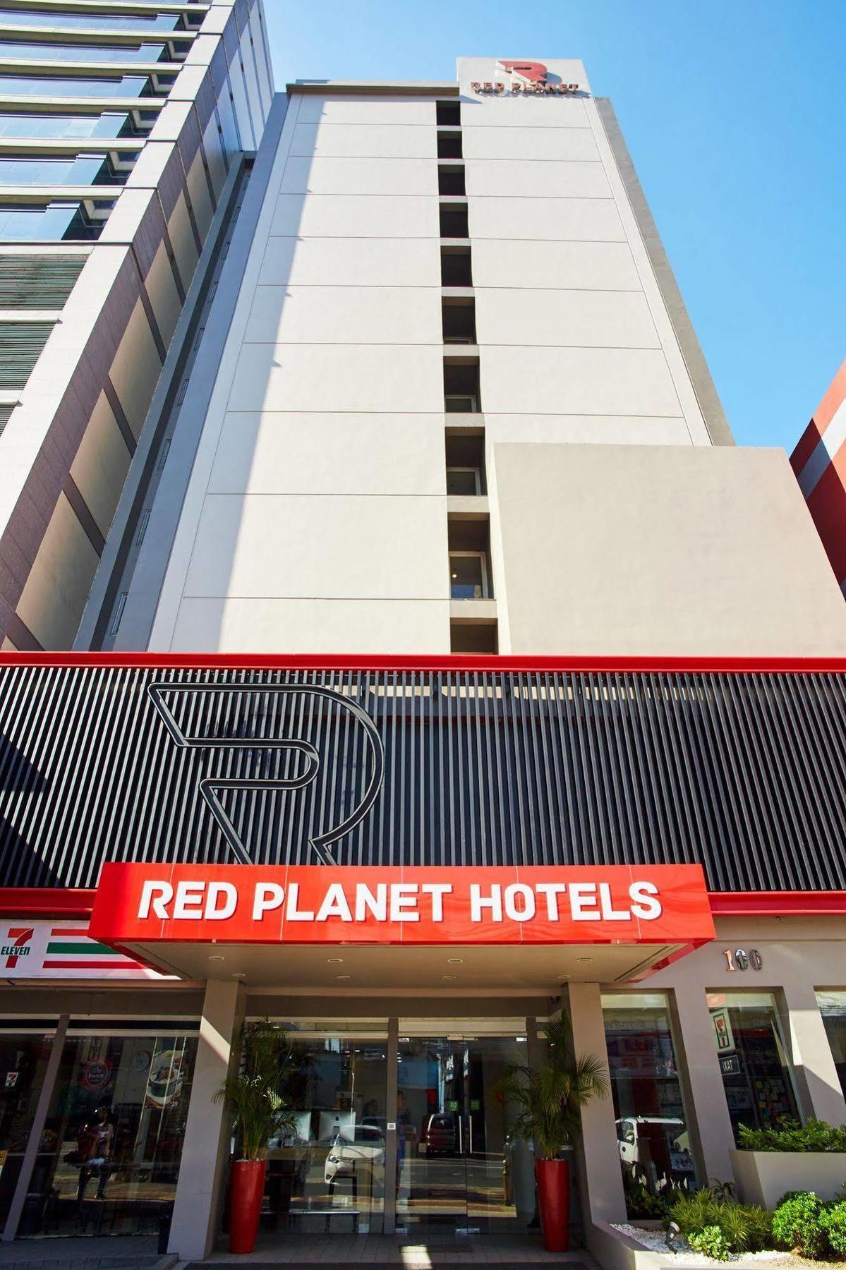 Red Planet Quezon Timog Hotel 3*