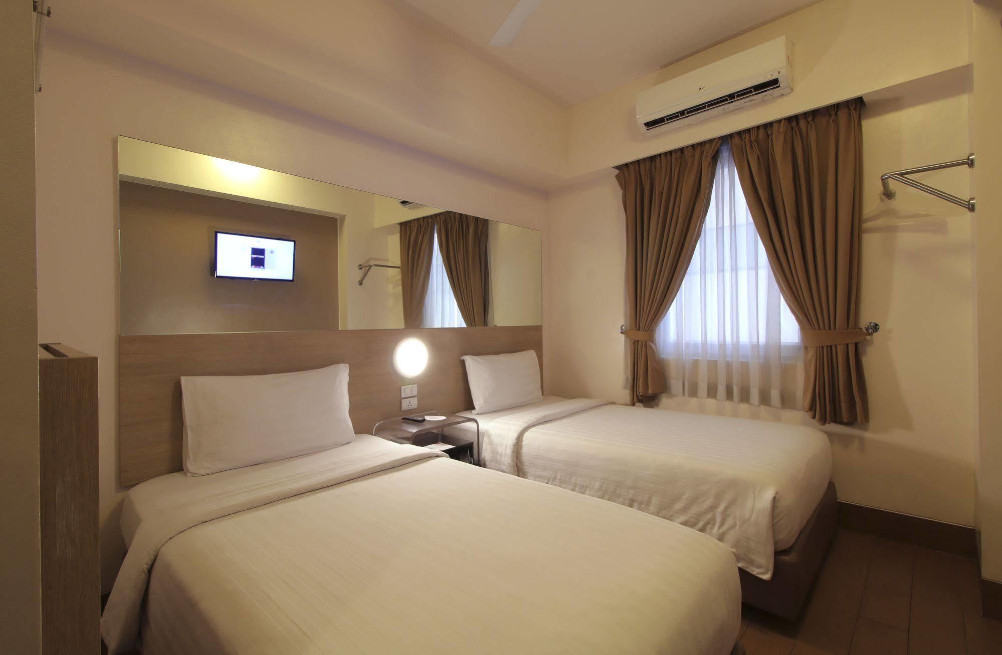 Hotel Red Planet Quezon Timog